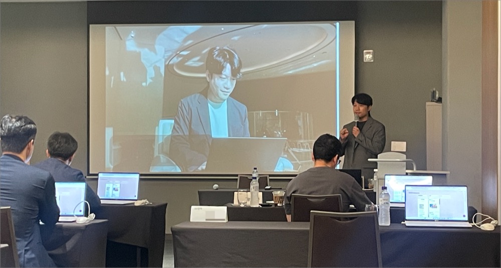 참가자들이 AI 트렌드 변화에 집중하는 교육 현장